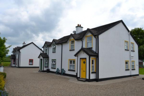 Riverbank Cottages